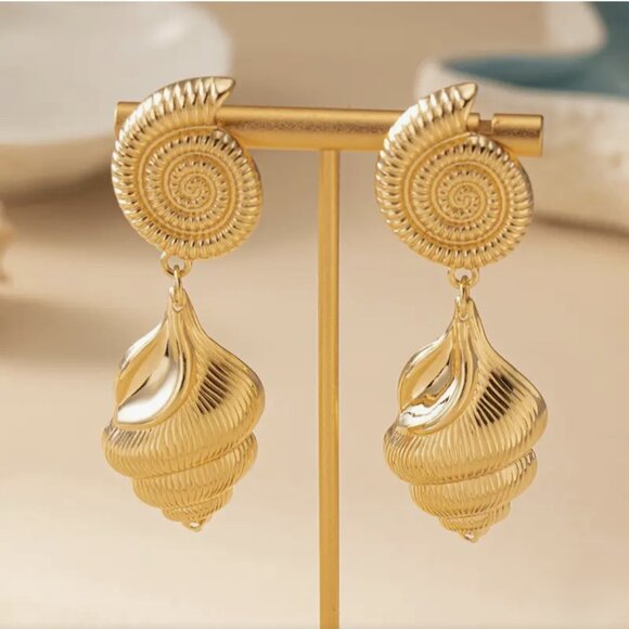 Zara Spiral Gold Earrings - Picture 2 of 4